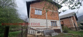 Casa Sestrimo, região Pazardzhik 3