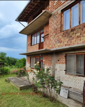 Продава къща област Пазарджик с. Сестримо - [1] 