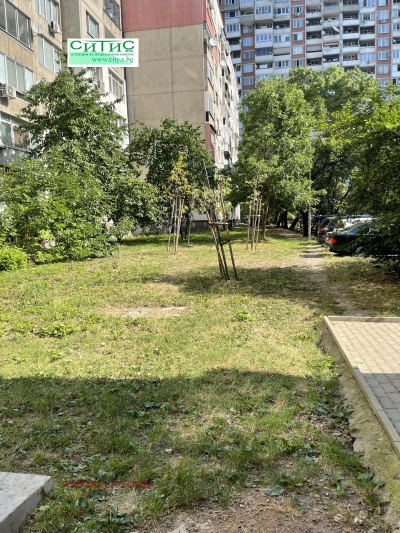 Продава  1-стаен, град София, Зона Б-18 •  100 000 EUR • ID 82046585 — holmes.bg - [1] 