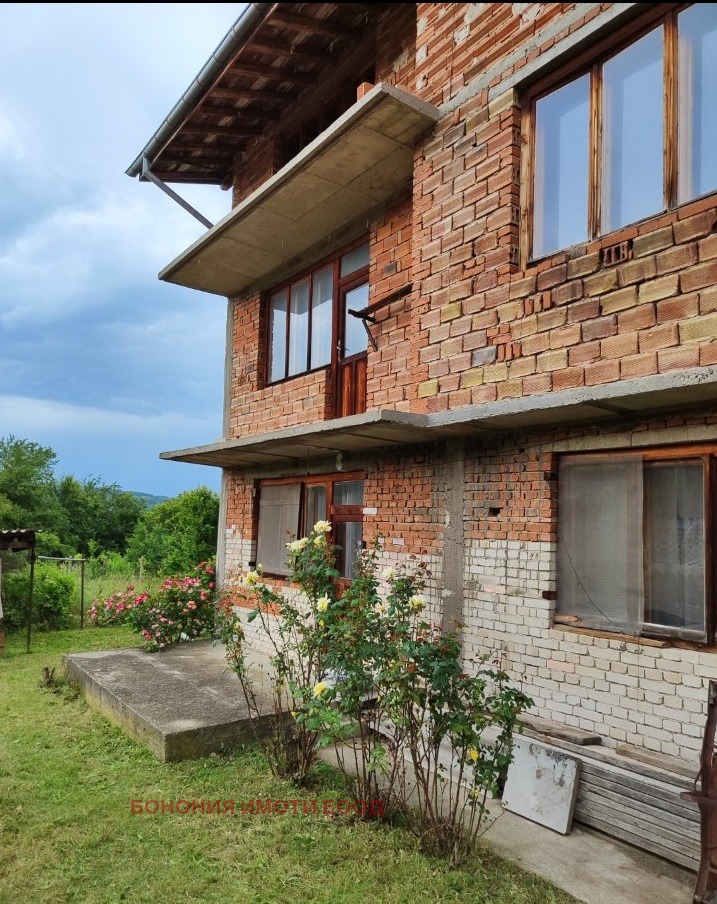 Продава  Къща, област Пазарджик, с. Сестримо • 79 000 EUR • ID 31460009 — holmes.bg - [1] 