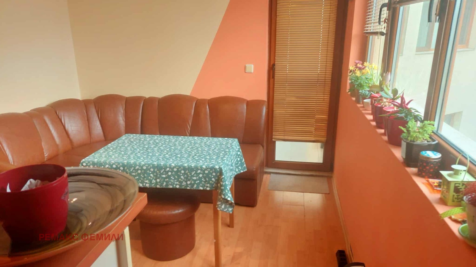 Продава 2-СТАЕН, гр. Варна, Възраждане 1