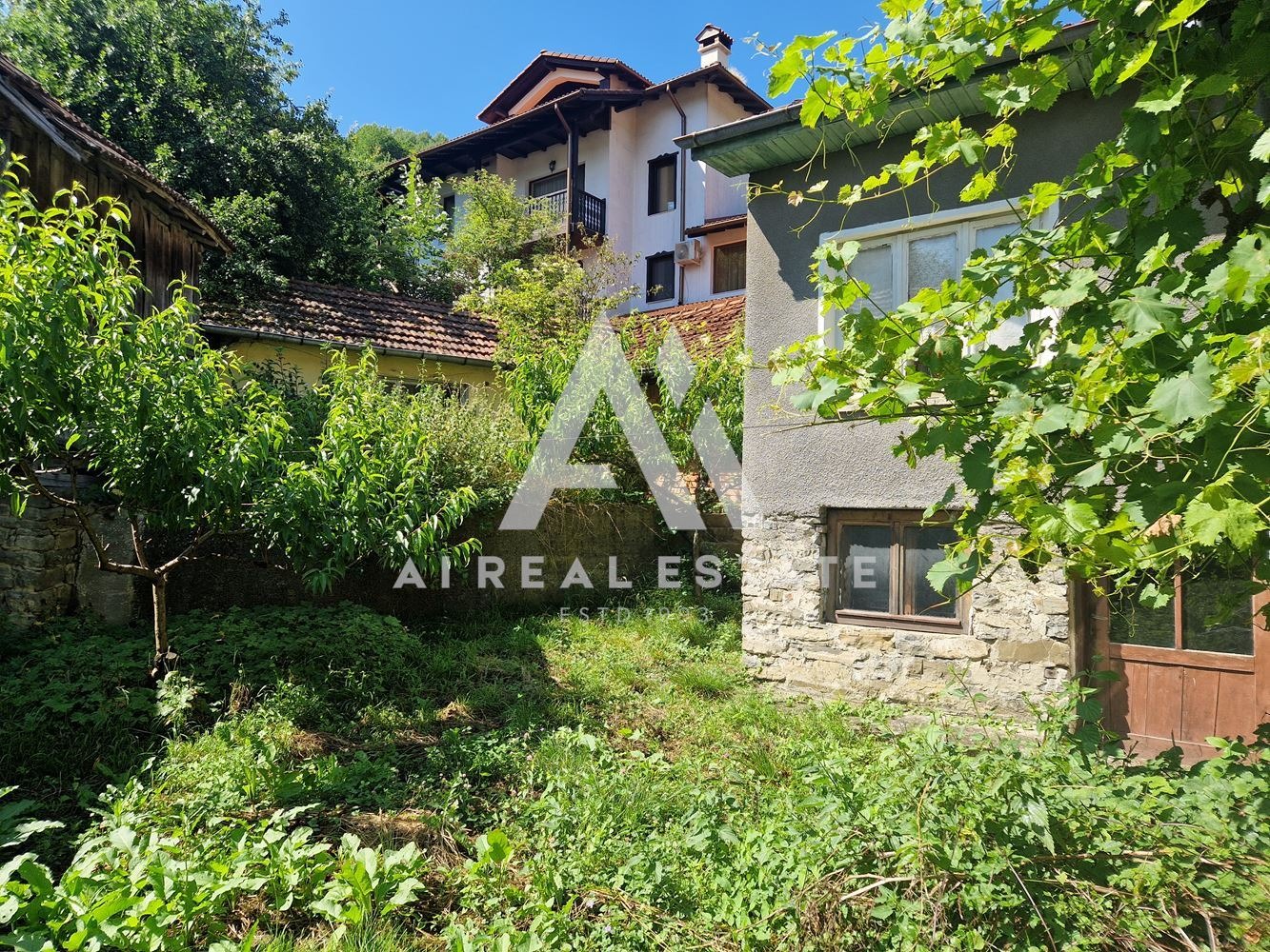 Продава  Къща област Ловеч , с. Чифлик , 155 кв.м | 56954115