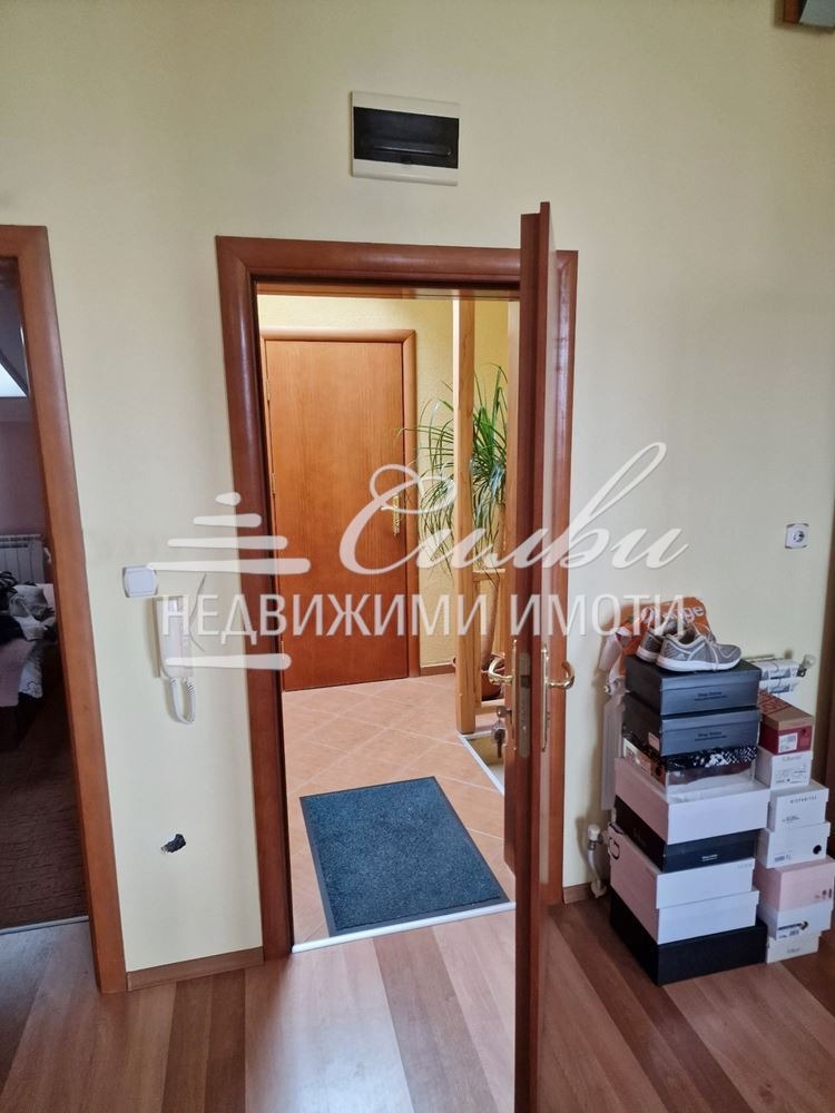 Продава 2-СТАЕН, гр. Шумен, Пазара, снимка 8 - Апартаменти - 52602454