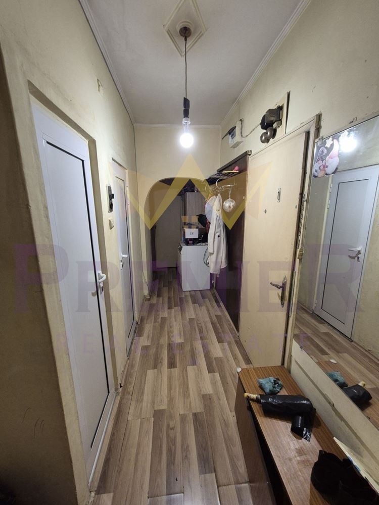 Продава 2-СТАЕН, гр. София, Борово, снимка 3 - Апартаменти - 54759587