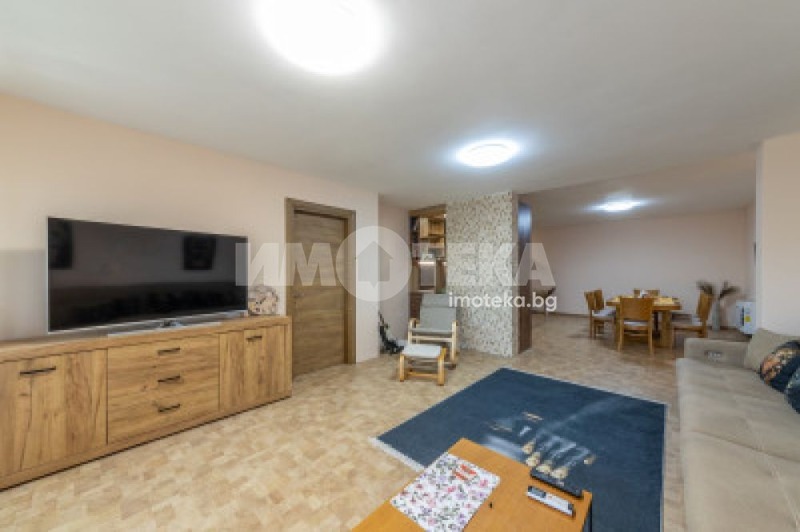 Продава 3-СТАЕН, гр. Варна, к.к. Св.Св. Константин и Елена, снимка 3 - Апартаменти - 52659262