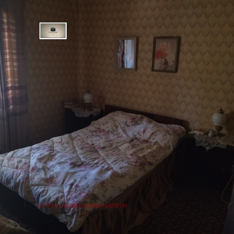 Eladó  Ház régió Veliko Tarnovo , Varbica , 100 négyzetméter | 48081210 - kép [16]