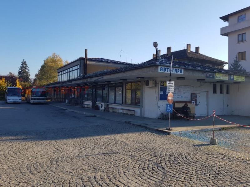 Продава ТЪРГОВСКИ КОМПЛЕКС в област Габрово, гр. Трявна - 375 кв.м / 130 000 € » 254 257.90 лв.