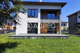 Hus Kostinbrod, region Sofia