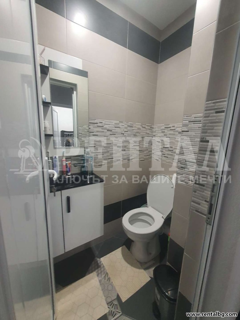 Продава  3-стаен град Пловдив , Остромила , 118 кв.м | 49310726 - изображение [16]