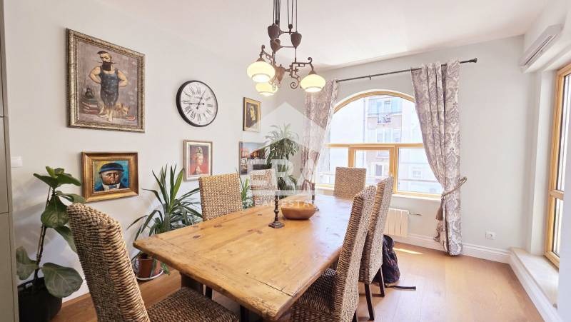 Til salgs  Maisonette Sofia , Lozenets , 215 kvm | 79127890