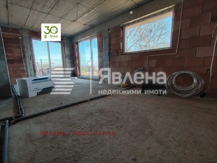 Продава КЪЩА, с. Кичево, област Варна, снимка 5 - Къщи - 47308333