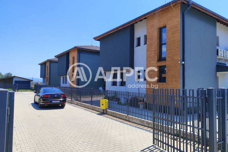 Til salg  Hus region Sofia , Kostinbrod , 274 kvm | 94685707 - billede [12]