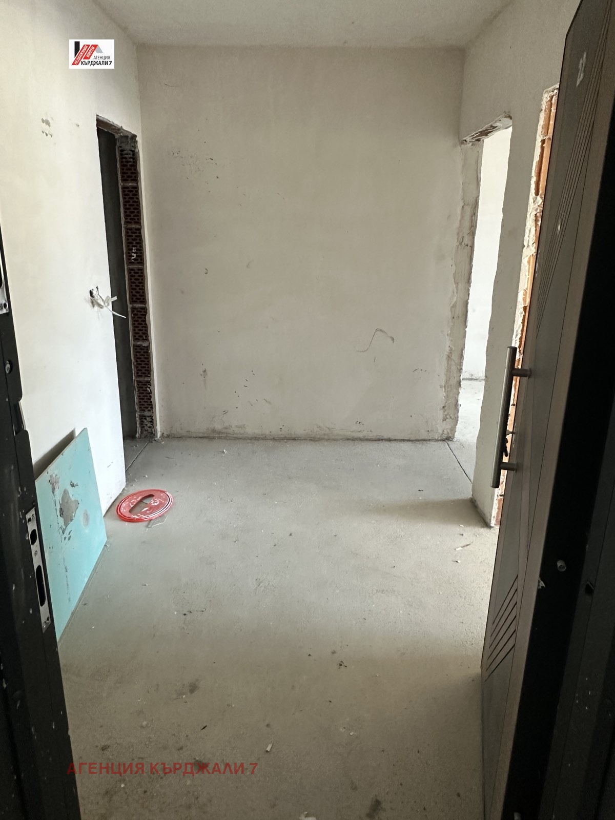 Продава 2-СТАЕН, гр. Кърджали, Възрожденци, снимка 4 - Апартаменти - 54603610