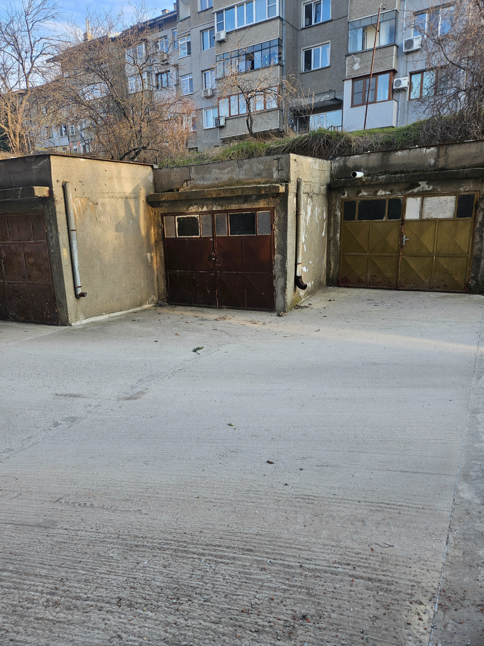 Продава ГАРАЖ, ПАРКОМЯСТО, гр. Русе, Дружба 3