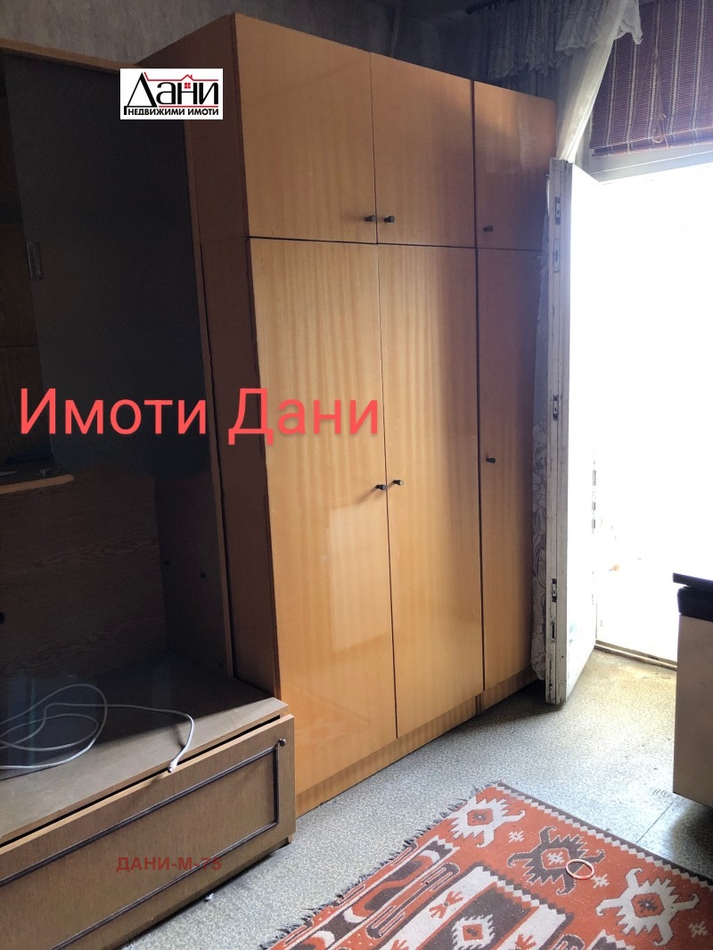 Продава 2-СТАЕН, гр. Шумен, Добруджански, снимка 5 - Aпартаменти - 49345772