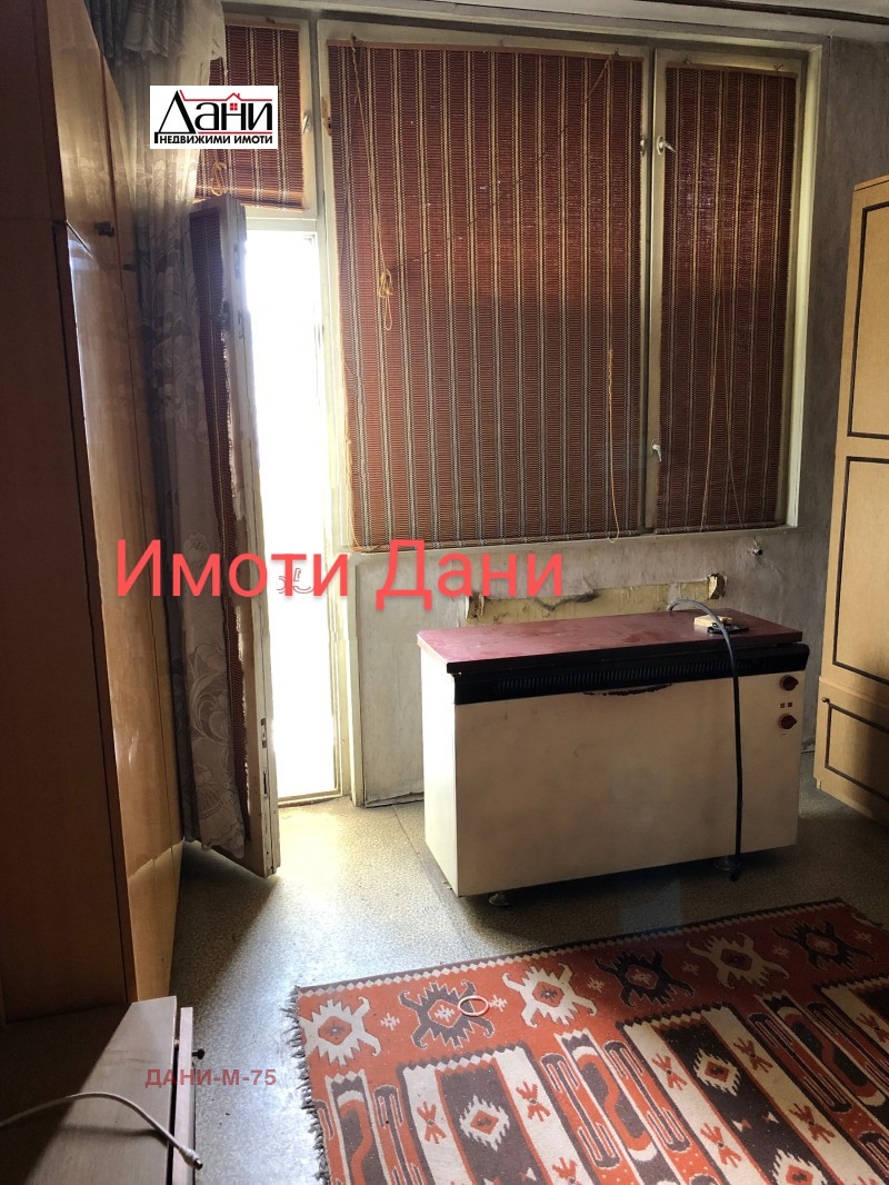 Продава 2-СТАЕН, гр. Шумен, Добруджански, снимка 7 - Aпартаменти - 49345772