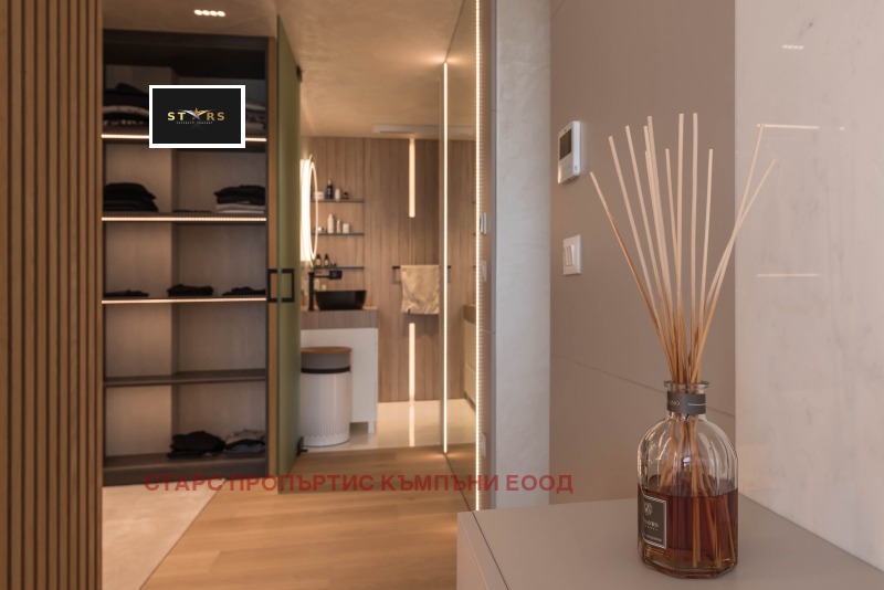 Te koop  2 slaapkamers Varna , k.k. Sv.Sv. Konstantin i Elena , 138 m² | 92009089 - afbeelding [8]
