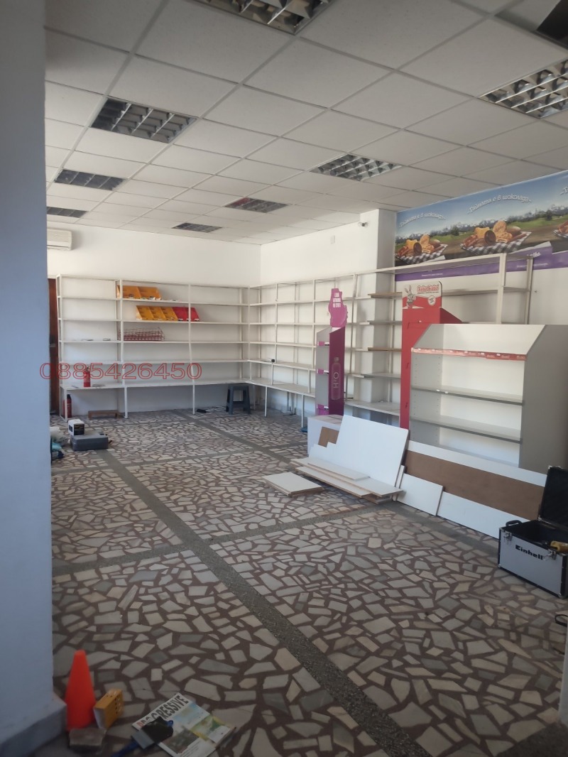 Продава МАГАЗИН, гр. Карлово, област Пловдив, снимка 3 - Магазини - 52785328