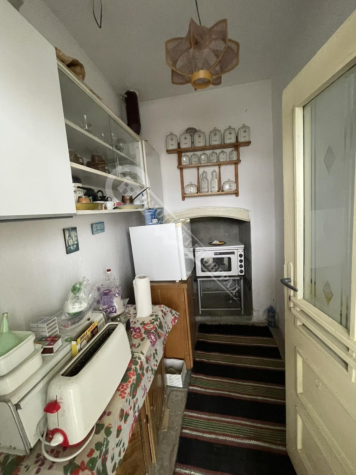 Продава КЪЩА, с. Мерданя, област Велико Търново, снимка 11 - Къщи - 53734472