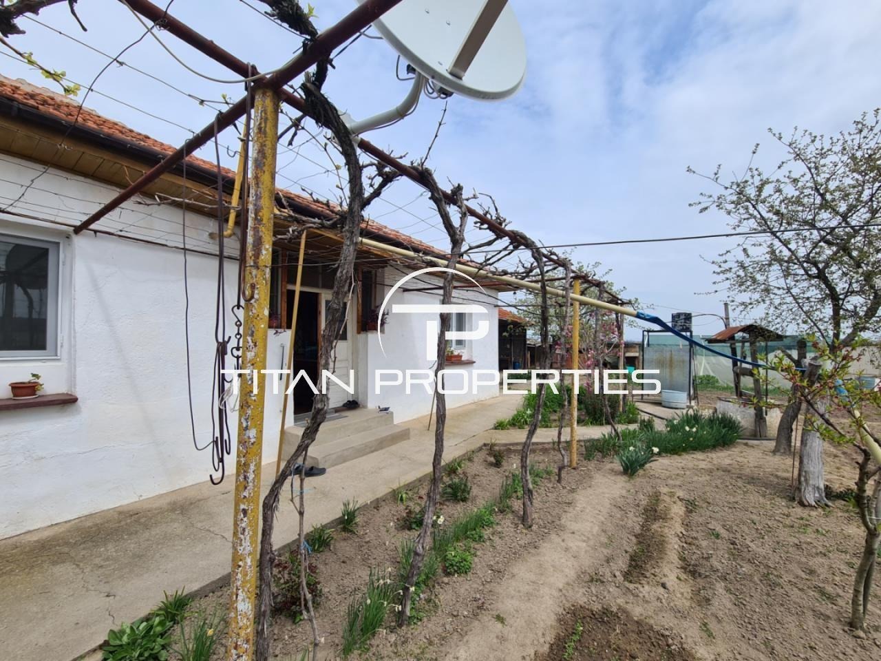 Продава КЪЩА, с. Ръжево Конаре, област Пловдив, снимка 2 - Къщи - 54216825