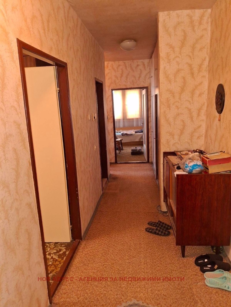 Продава  3-стаен град Търговище , Запад 2 , 77 кв.м | 49879183 - изображение [10]