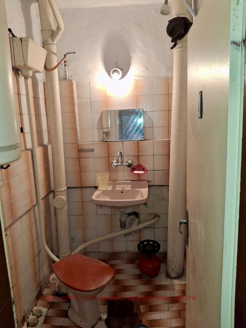 Продава  3-стаен град Търговище , Запад 2 , 77 кв.м | 49879183 - изображение [11]