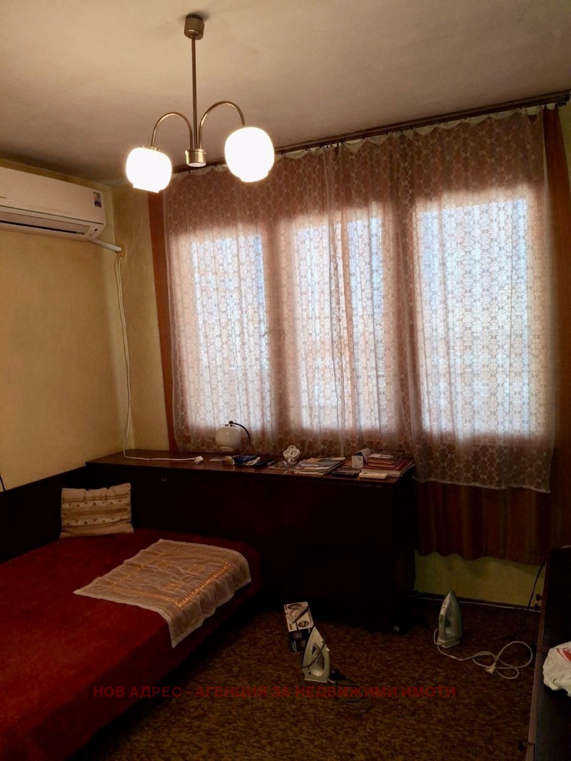 Продава  3-стаен град Търговище , Запад 2 , 77 кв.м | 49879183 - изображение [6]
