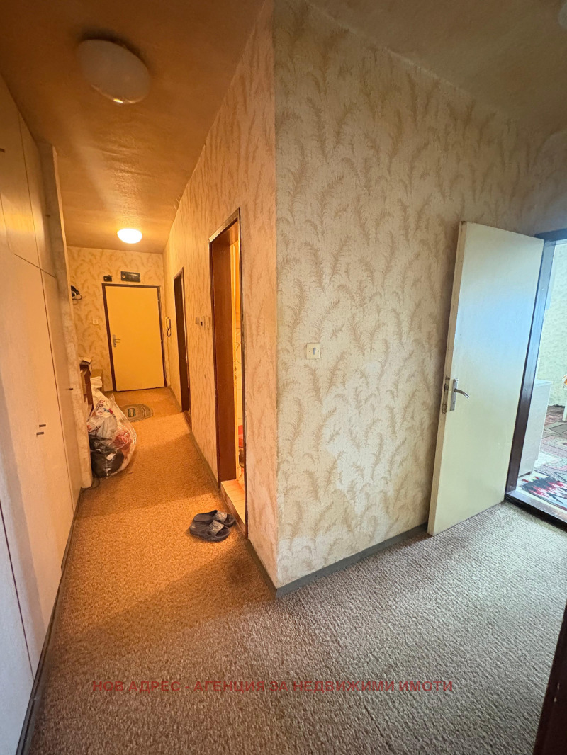 Продава 3-СТАЕН, гр. Търговище, Запад 2, снимка 7 - Апартаменти - 51887497