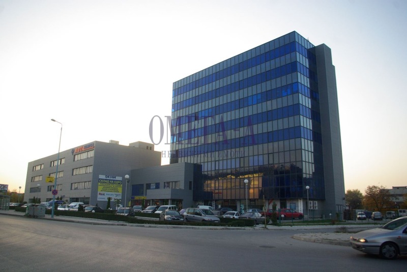 Продава  Офис, град Пловдив, Индустриална зона - Север •  556 000 EUR • ID 51868213 — holmes.bg - [1] 