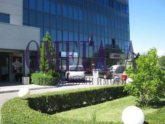 Продава  Офис град Пловдив , Индустриална зона - Север , 556 кв.м | 14809091 - изображение [2]