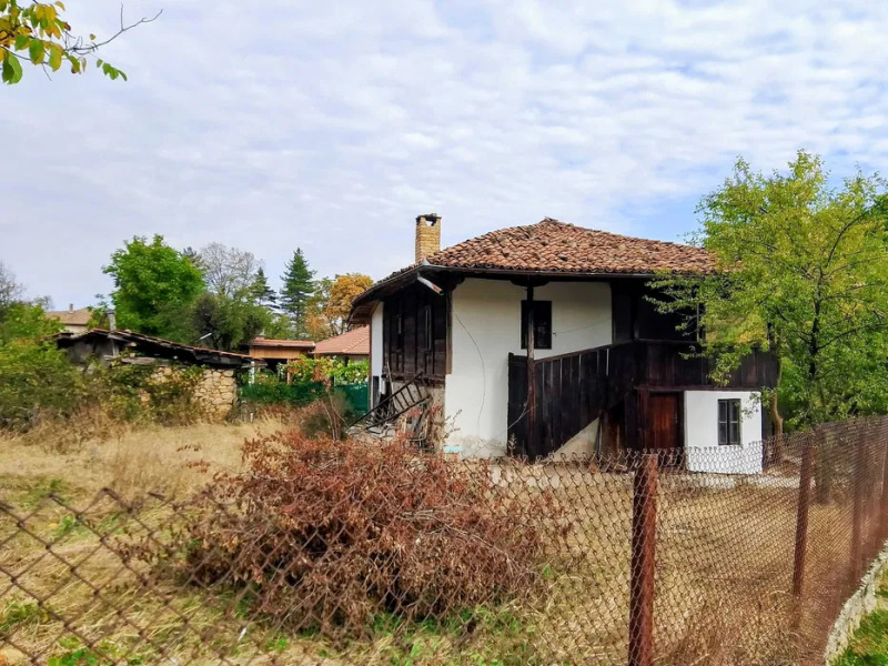 Продава КЪЩА, гр. Елена, област Велико Търново, снимка 8 - Къщи - 52602796