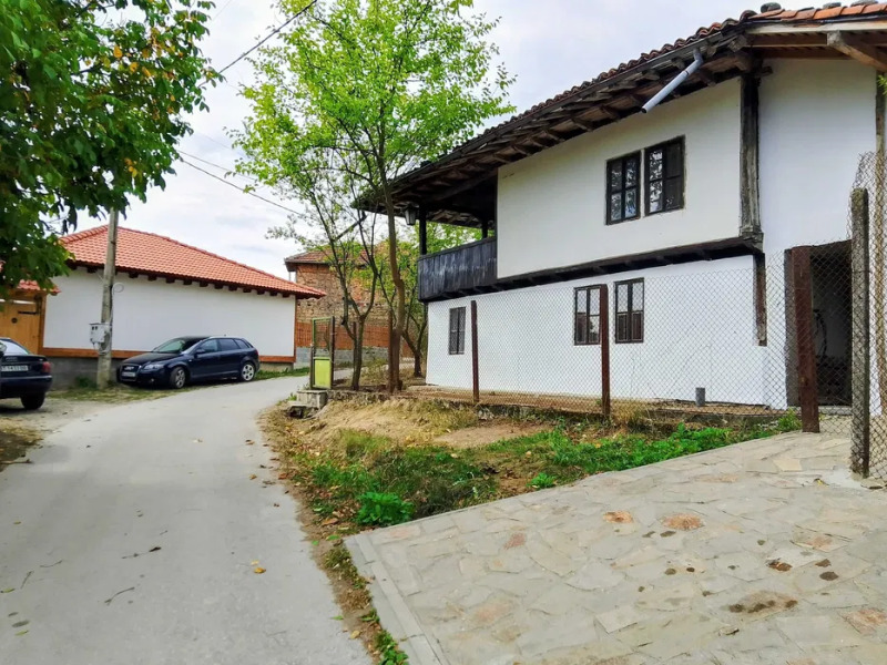 Продава КЪЩА, гр. Елена, област Велико Търново, снимка 4 - Къщи - 52602796