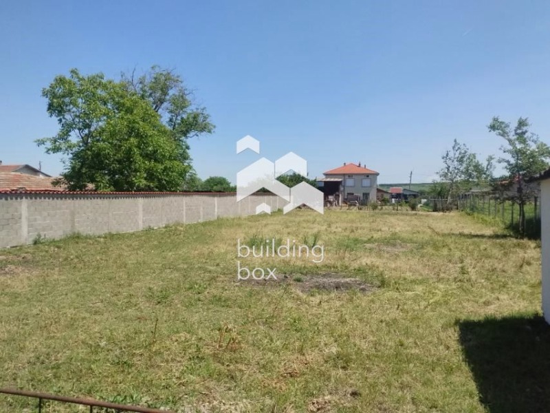 In vendita  Complotto regione Plovdiv , Izbeglii , 1096 mq | 49635828