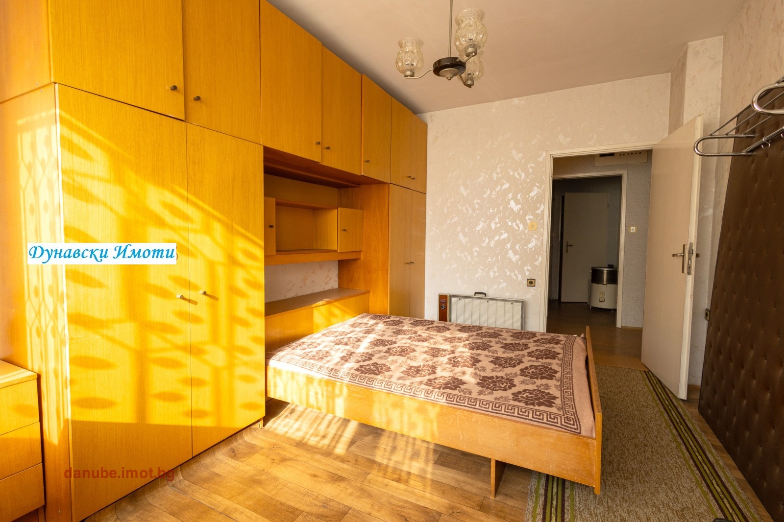 Продава 3-СТАЕН, гр. Русе, Дружба 3, снимка 3 - Апартаменти - 54972385