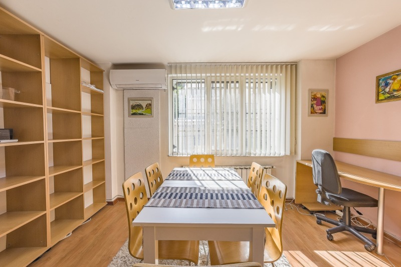 Na prodej  2 ložnice Sofia , Lozenec , 80 m2 | 55999943 - obraz [9]