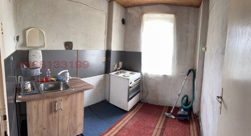 Продава КЪЩА, с. Чуковец, област Перник, снимка 13 - Къщи - 52779137