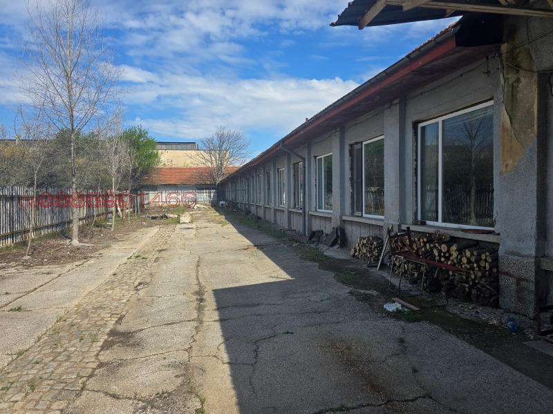Продава  Пром. помещение област Пловдив , гр. Първомай , 2165 кв.м | 72275630