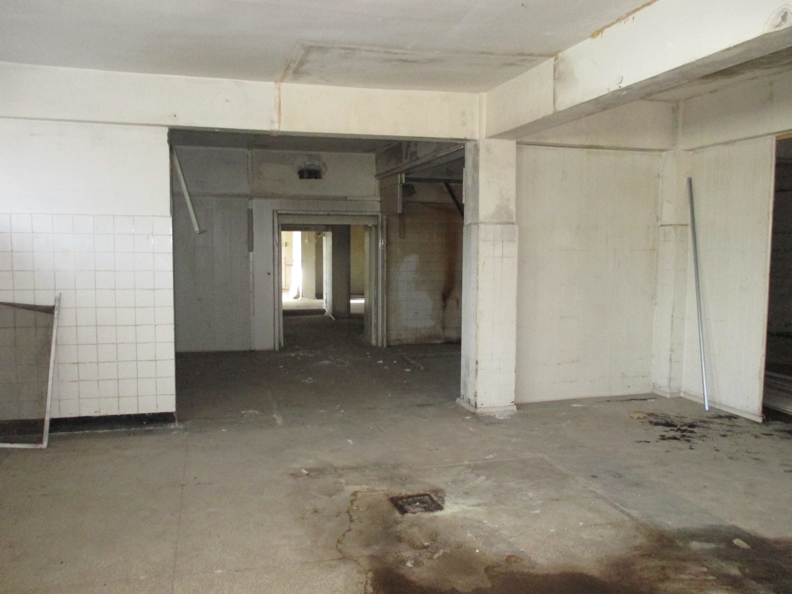 Продава МАГАЗИН, гр. Кърджали, Център, снимка 6 - Магазини - 56045617
