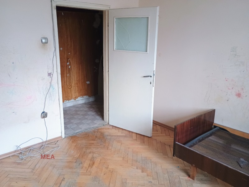 Продава  2-стаен град Плевен , Сторгозия , 60 кв.м | 53545793 - изображение [5]