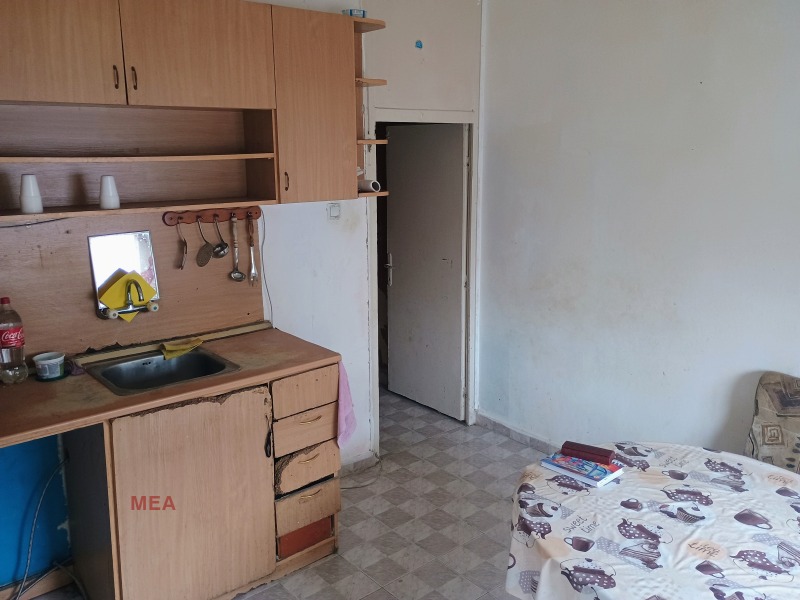 Продава  2-стаен град Плевен , Сторгозия , 60 кв.м | 53545793