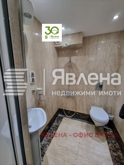 Продава 3-СТАЕН, гр. Шумен, Център, снимка 4 - Апартаменти - 56630300