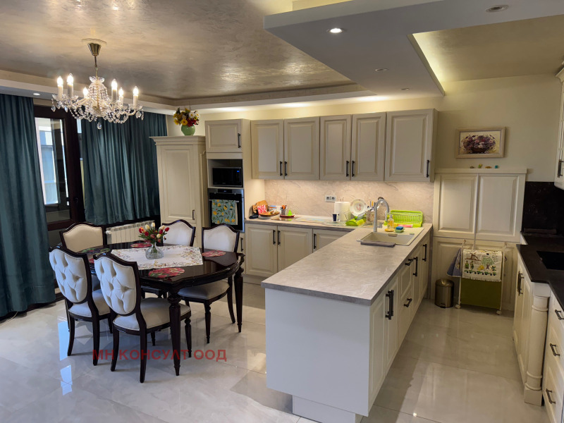 Продава 4-СТАЕН, гр. София, Бояна, снимка 3 - Апартаменти - 52427576