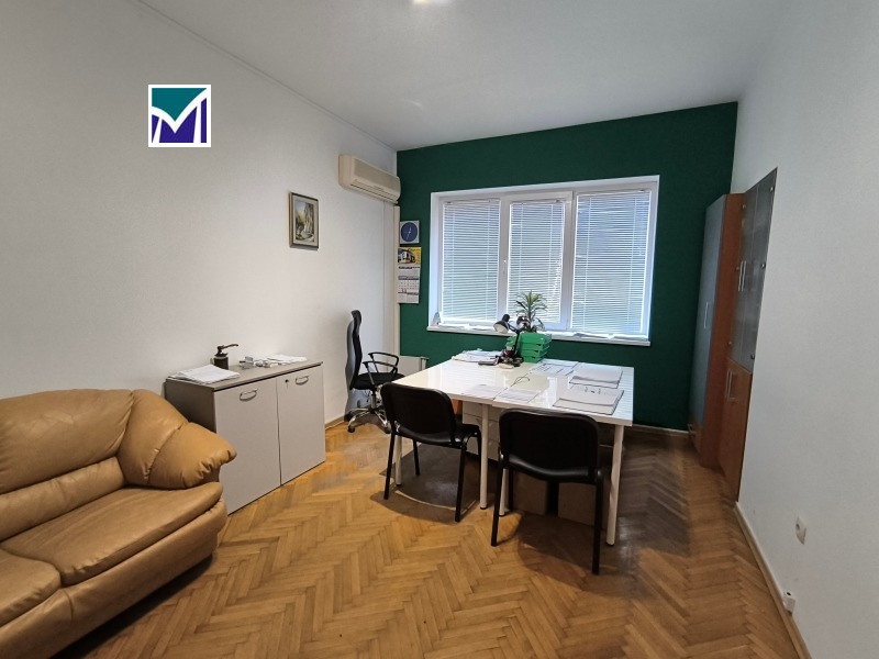 Продава ЕТАЖ ОТ КЪЩА, гр. Враца, Център, снимка 8 - Етаж от къща - 52442843