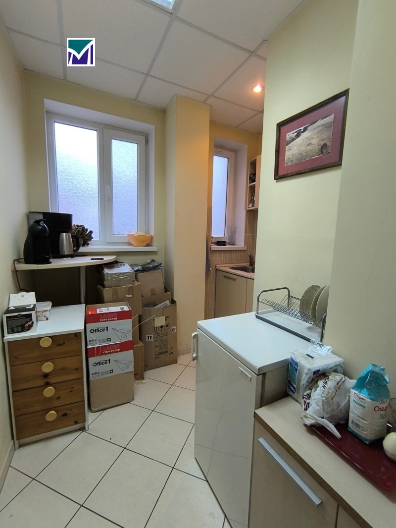 Продава ЕТАЖ ОТ КЪЩА, гр. Враца, Център, снимка 4 - Етаж от къща - 52442843