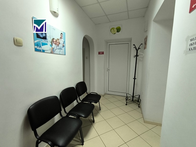 Продава ЕТАЖ ОТ КЪЩА, гр. Враца, Център, снимка 9 - Етаж от къща - 52442843