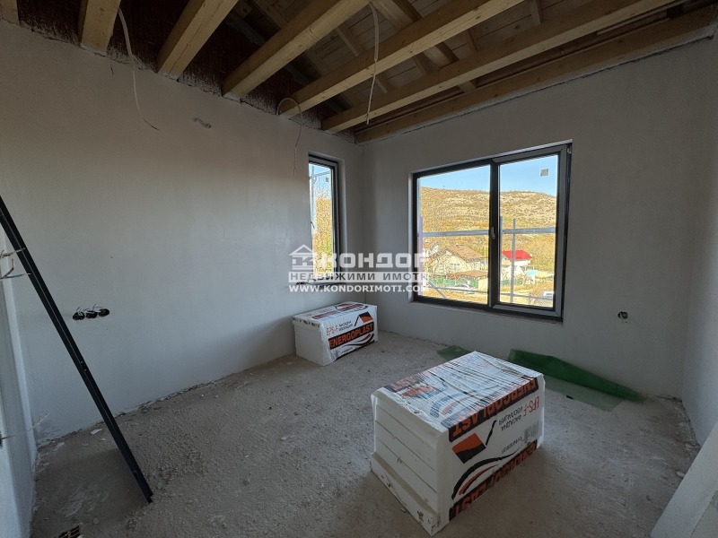 Продава КЪЩА, с. Гълъбово, област Пловдив, снимка 4 - Къщи - 52580971