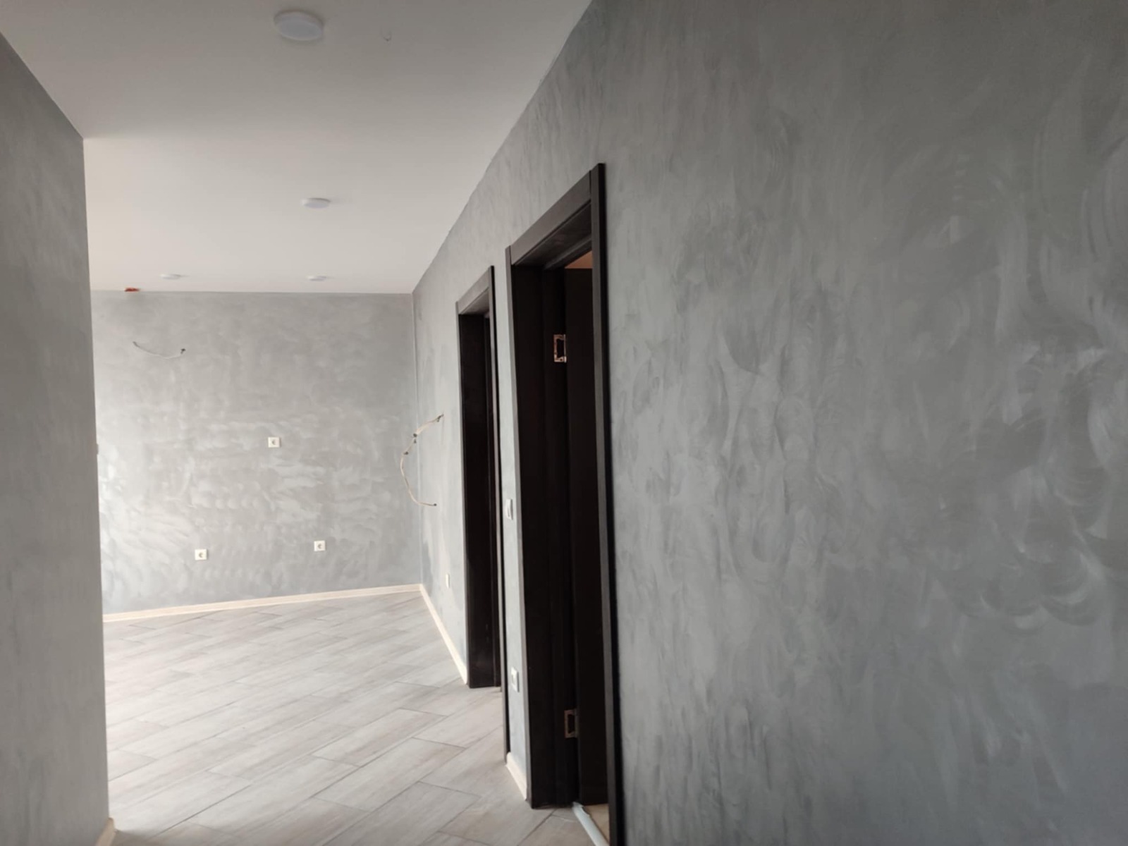 Продава ЕТАЖ ОТ КЪЩА, гр. Враца, Център, снимка 2 - Етаж от къща - 50267808