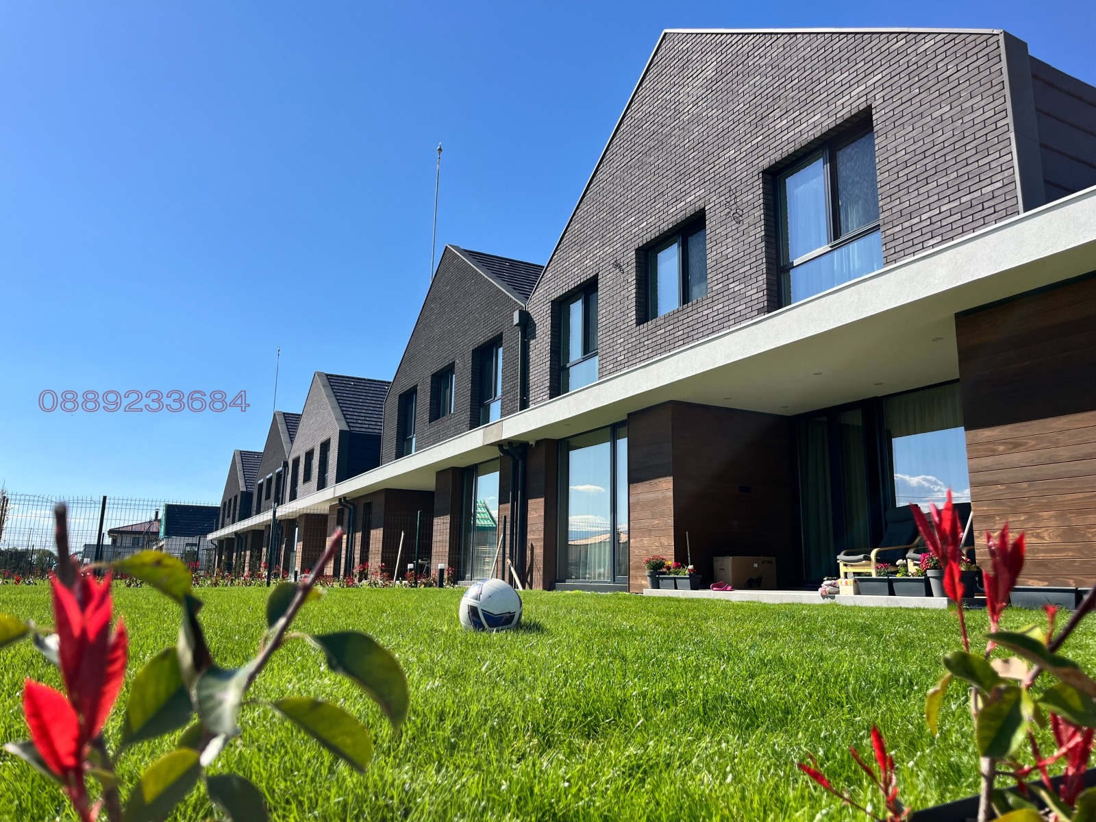 Продава КЪЩА, с. Равно поле, област София област