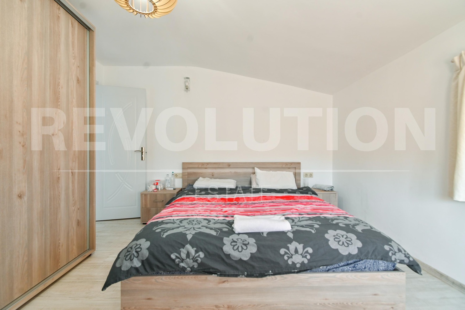 Продава КЪЩА, с. Егълница, област Перник, снимка 4 - Къщи - 54366280