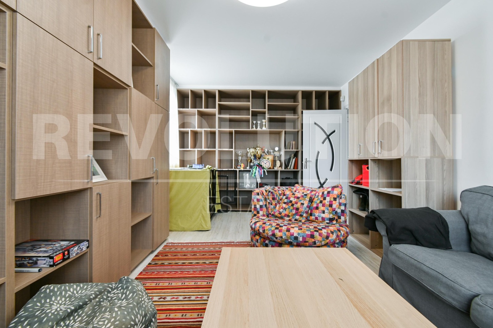 Продава КЪЩА, с. Егълница, област Перник, снимка 2 - Къщи - 54366280